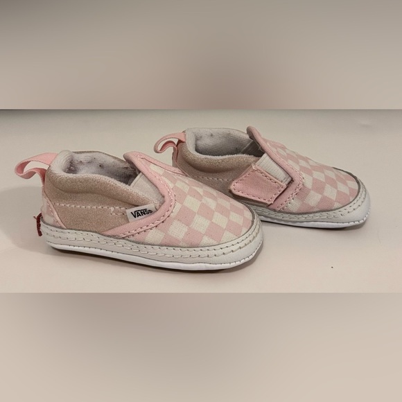 Vans Pink Checkerboard baby crib shoes. - Picture 1 of 5